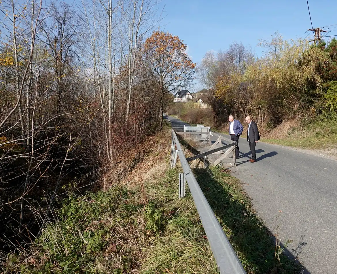 Koniuszowa: wyrwy w drodze zostaną doraźnie zabezpieczone
