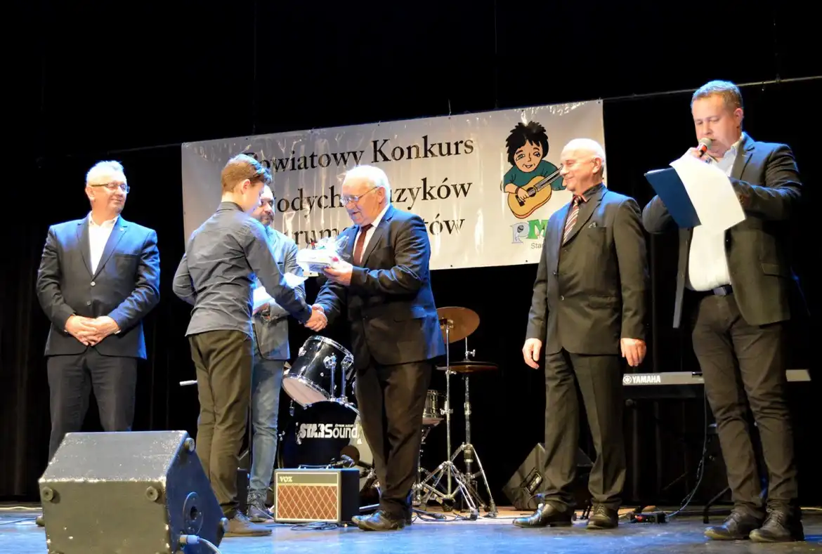 Stary Sącz: Koncert laureatów XVIII Powiatowego Konkursu Młodych Muzyków - Instrumentalistów