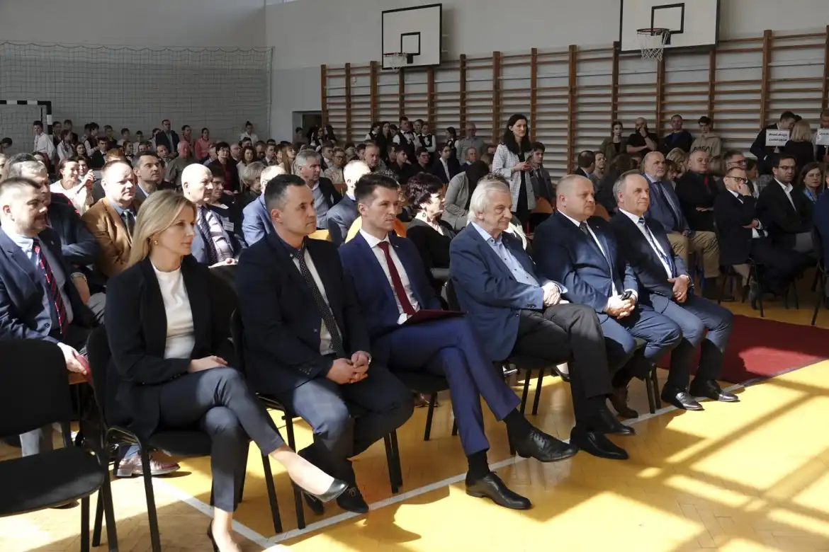 Zakończył się etap wojewódzki Olimpiady Wiedzy i Umiejętności Rolniczych. Zmagania odbywały się w ZSP w Nawojowej