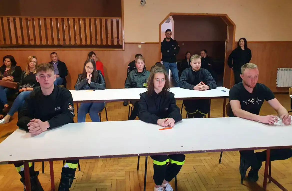 W remizie OSP w Stadłach odbyły się eliminacje powiatowe do Ogólnopolskiego Turnieju Wiedzy Pożarniczej „Młodzież zapobiega pożarom”