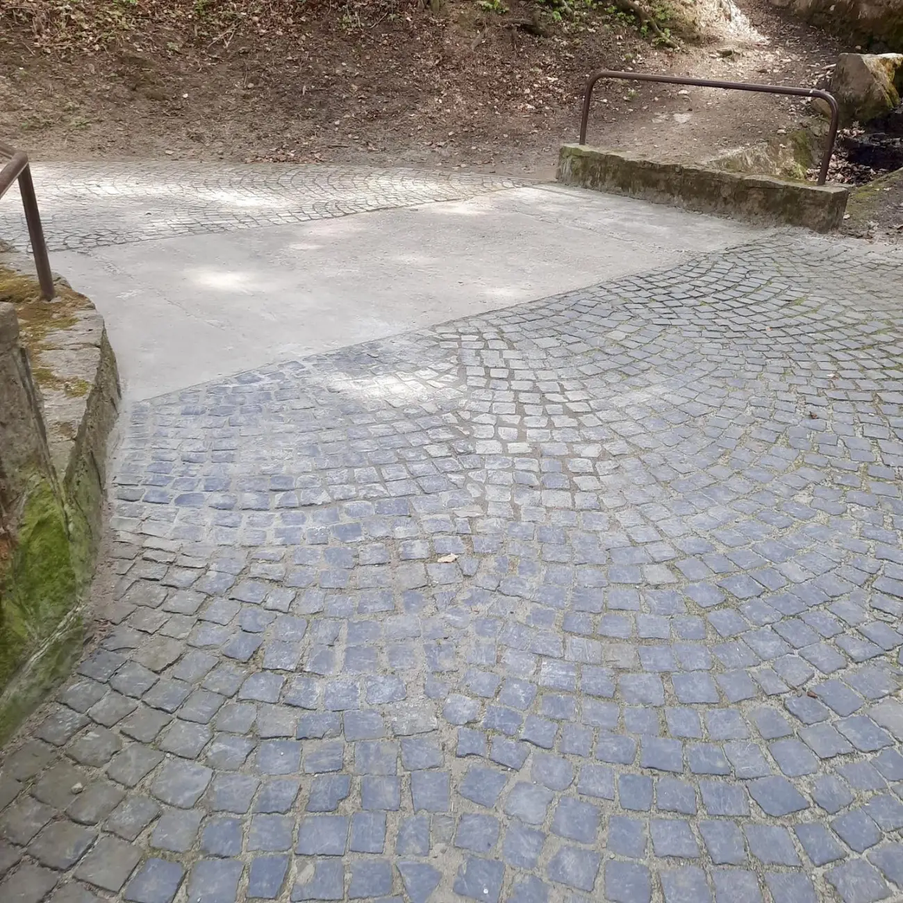 Parki, chodniki i inwestycje. Wiosenne prace w uzdrowisku