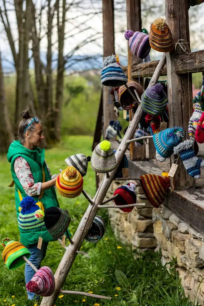 Rękawice furmańskie w sądeckim skansenie