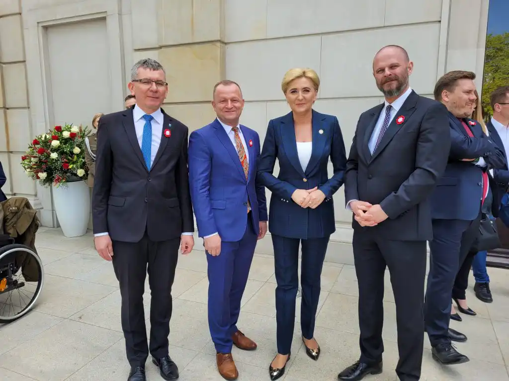 Obchody Święta Narodowego Trzeciego Maja w Warszawie i w Starym Sączu