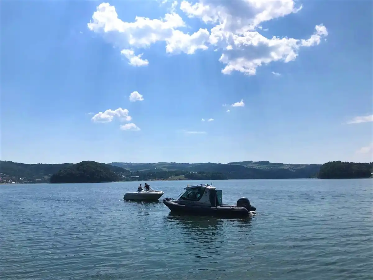 Policjanci zachęcają do wstąpienia w swoje szeregi