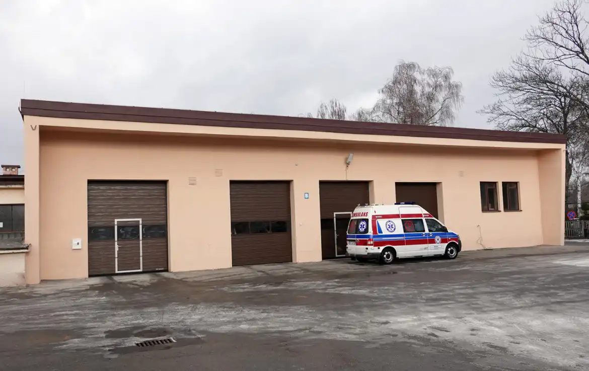 Zakończyła się kolejna inwestycja na terenie Sądeckiego Pogotowia Ratunkowego