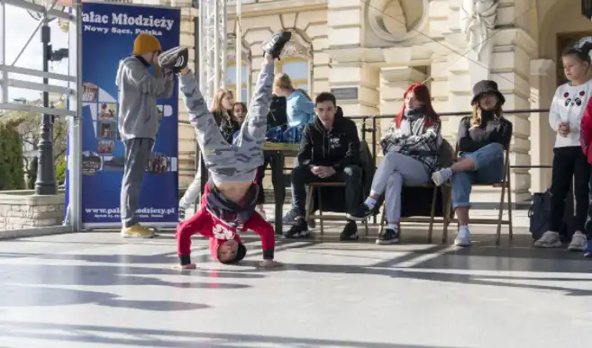 Wytańczyli sobie nagrody w bitwie breakdance