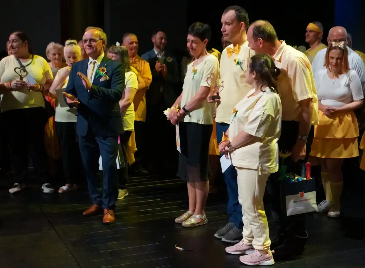 III Przegląd Twórczości Osób Niepełnosprawnych "Kolory Naszego Życia-Żółty"