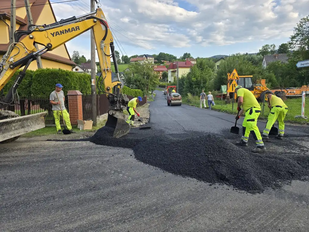 Nowy asfalt w Przysietnicy. Komfort i bezpieczeństwo na ul. Ryterskiej