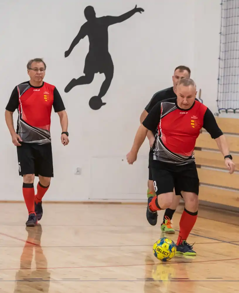 Samorządowcy walczyli w Binczarowej o puchar Starosty Nowosądeckiego