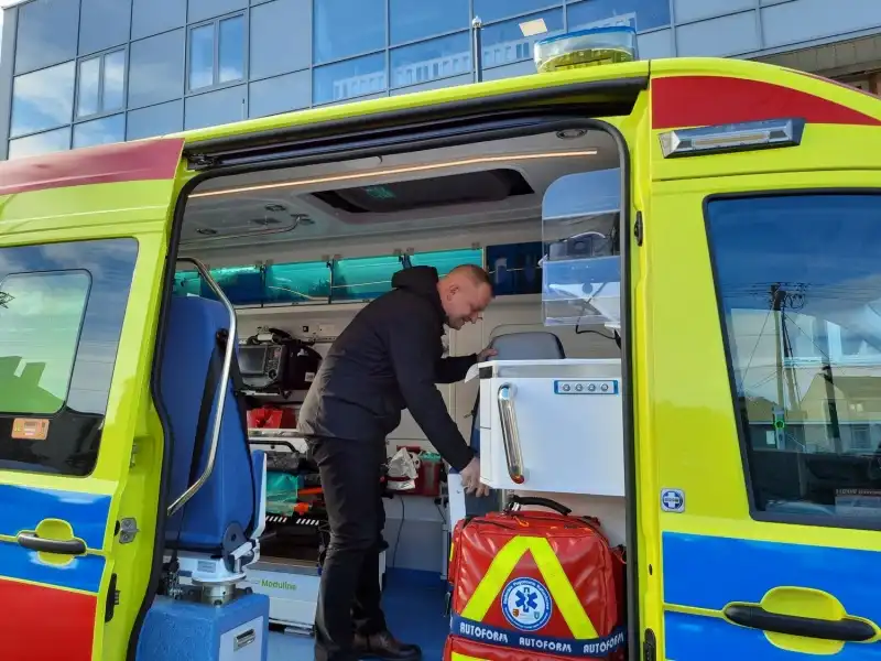 Nowa karetka w Korzennej