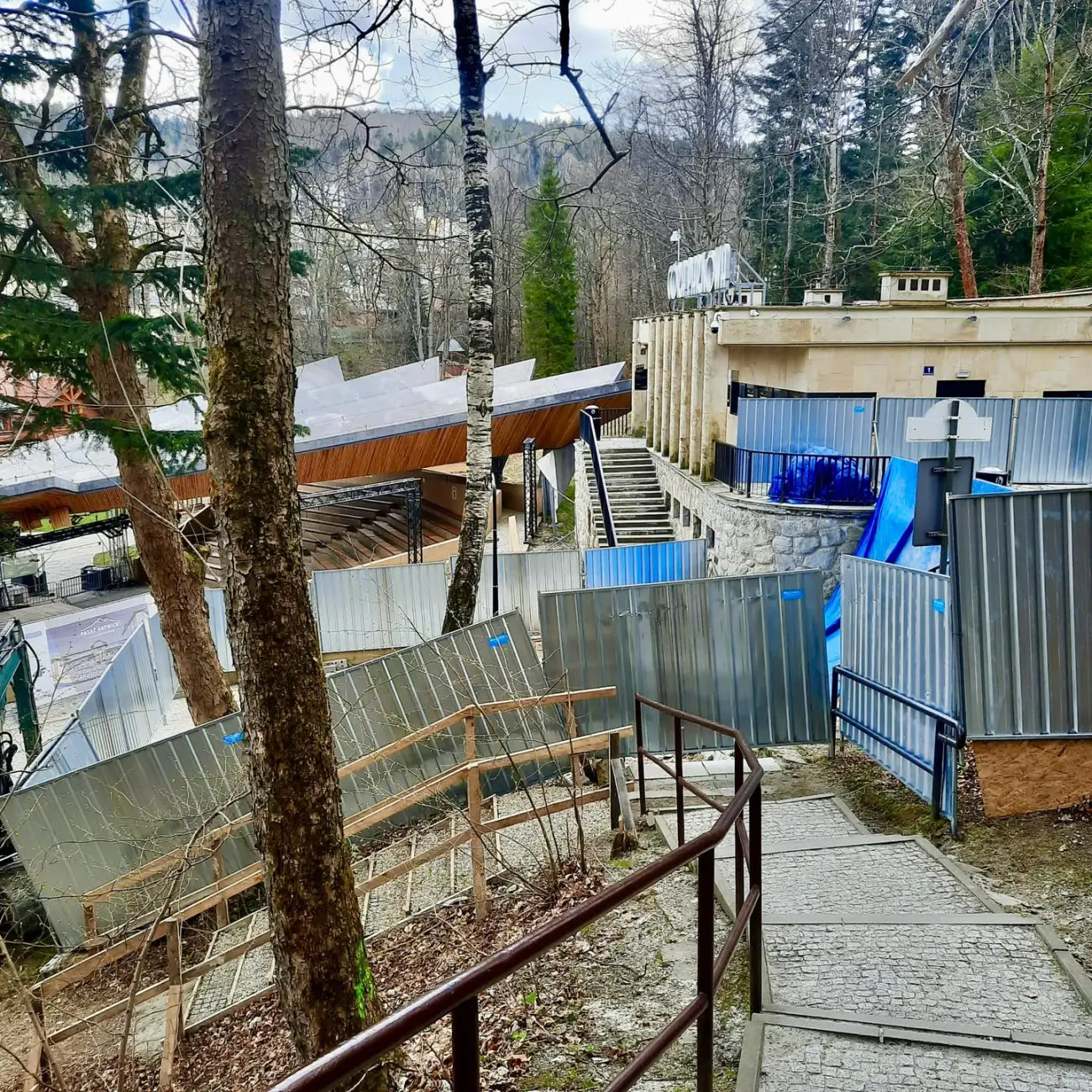 Parki, chodniki i inwestycje. Wiosenne prace w uzdrowisku