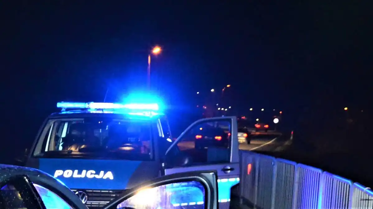 Piwniczna-Zdrój: 21-latek jechał "wężykiem". W samochodzie miał narkotyki