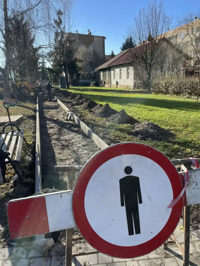 Nowy chodnik na Barskiej. Remont dobiega końca