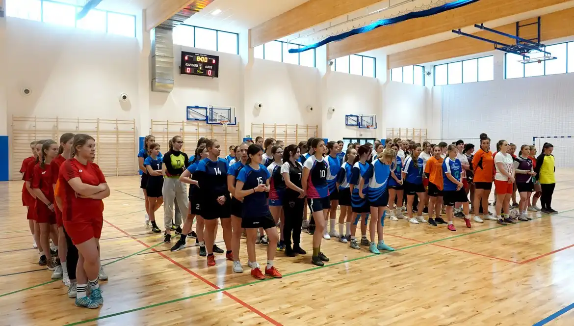 W nowej hali w Marcinkowicach rozegrano pierwsze mecze