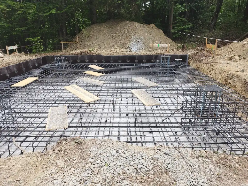 Trwa budowa wieży widokowej na górze Kamionna