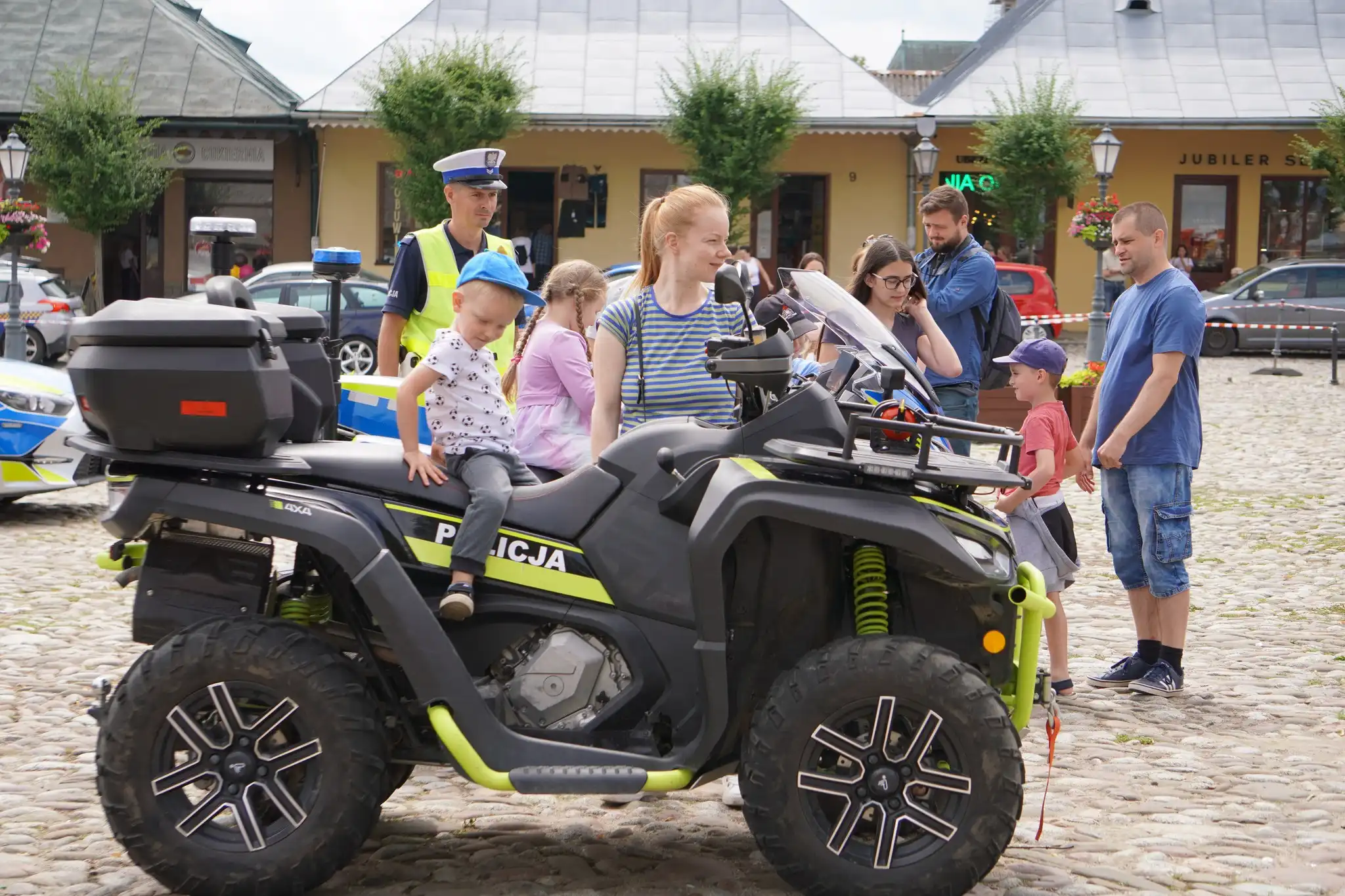 Bezpiecznie i edukacyjnie. Stary Sącz świętował Dzień Policji
