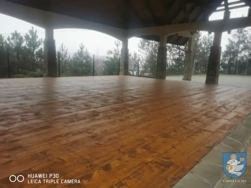 Zakończyła się modernizacja amfiteatru na Górze Jeżowa w Łącku