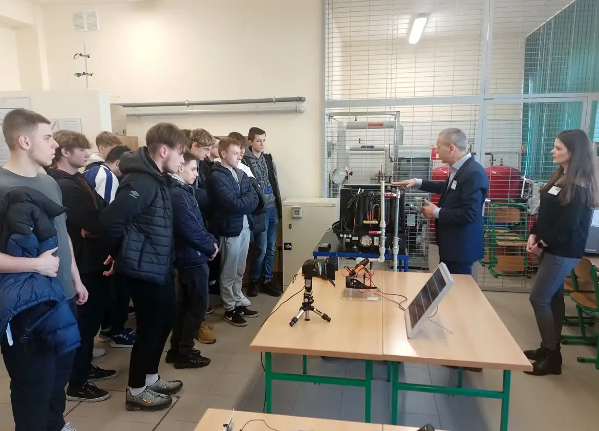 Uczniowie ZS w Starym Sączu wzięli udział w obchodach Światowego Dnia Inżyniera