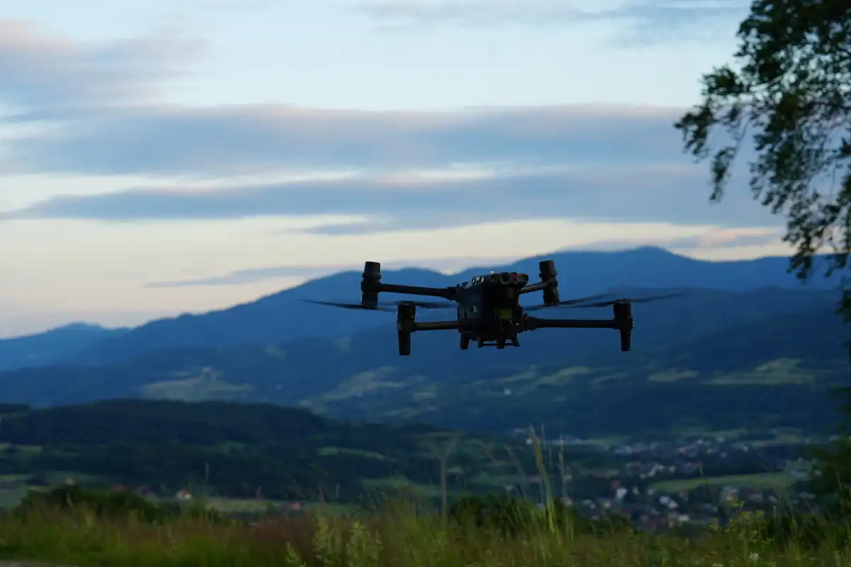 Tragiczny finał obławy w Starej Wsi. Sprawca podwójnego morderstwa nie żyje