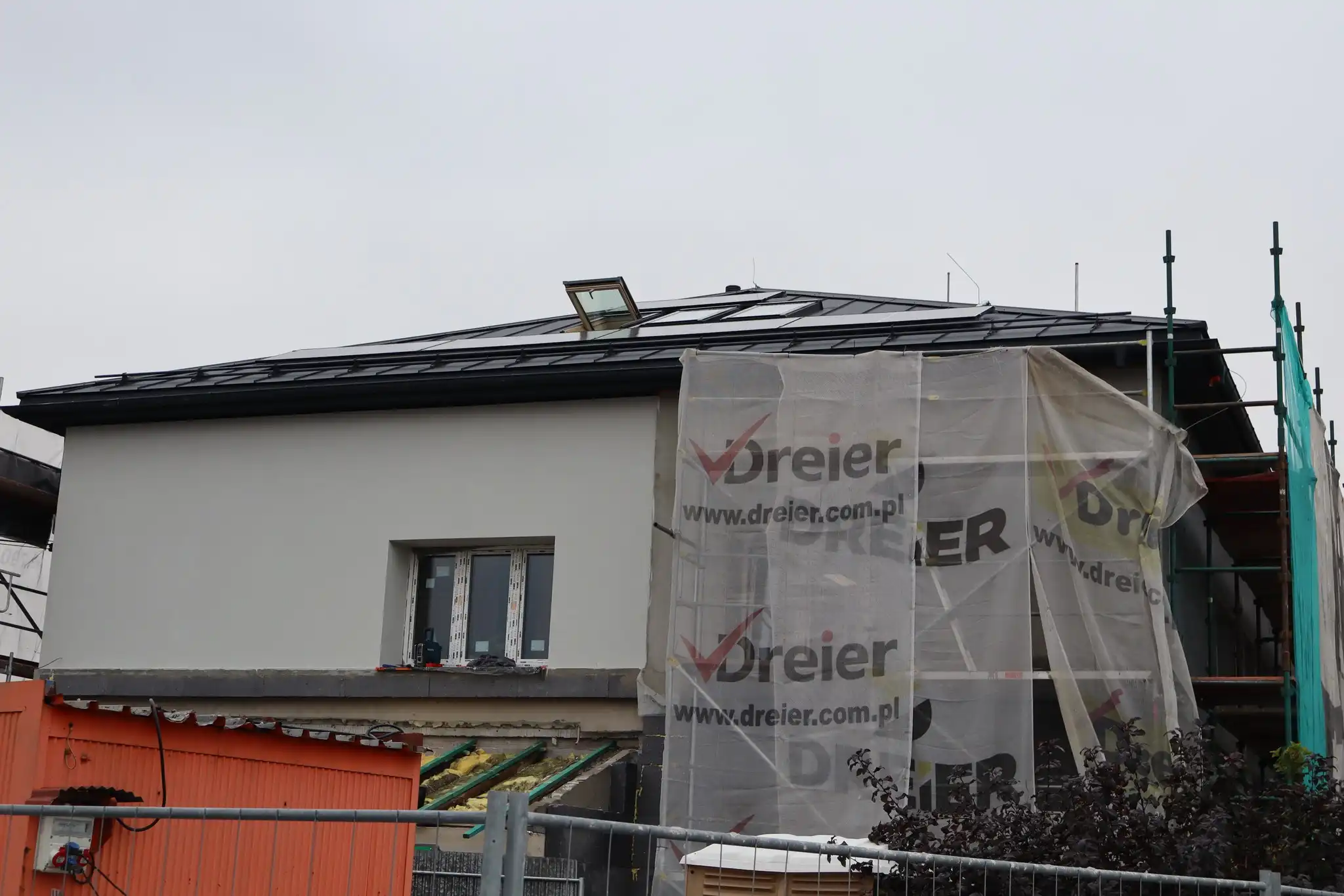 Prace remontowe idą pełną parą. Urząd Gminy zmienia oblicze