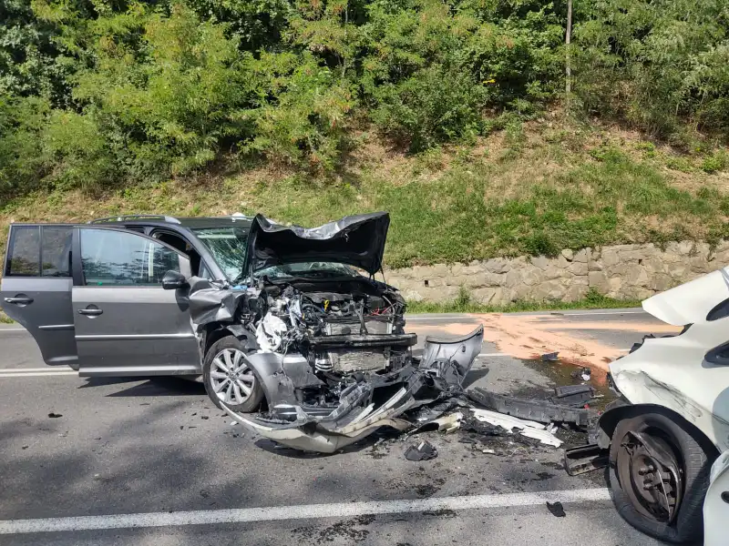 Kurów. Zderzenie czterech samochodów. Trzy osoby w szpitalu