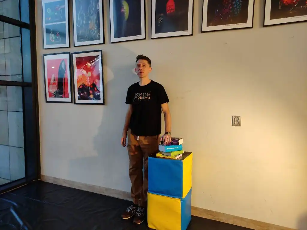 „Spotkajmy się przy sztaludze. AUTYZM SZTUKA”