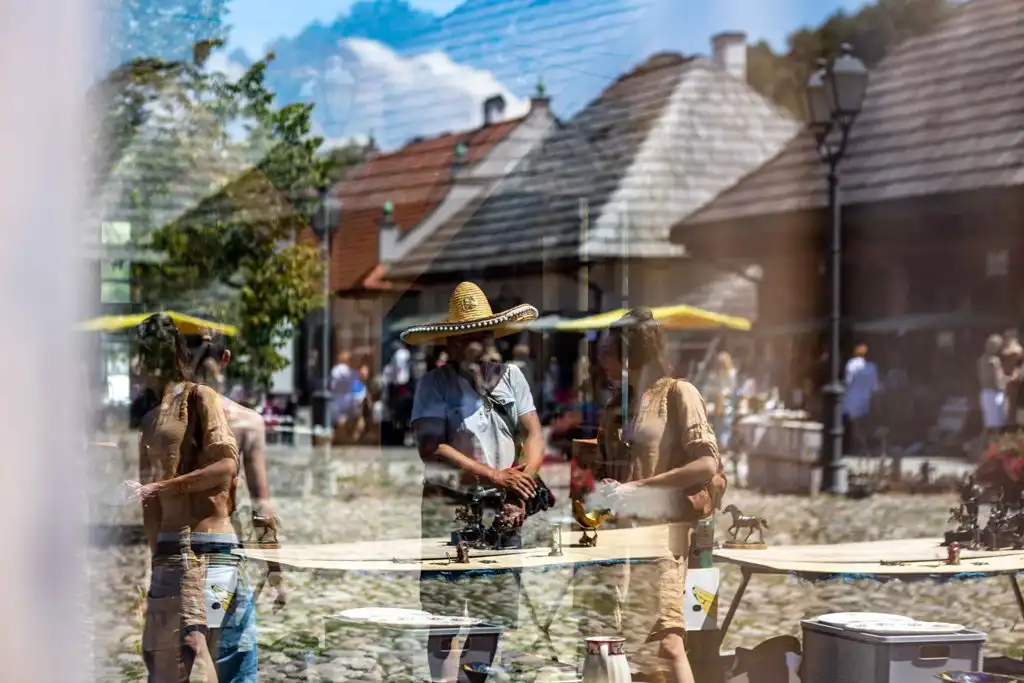 Galicyjski Kiermasz Staroci w Miasteczku Galicyjskim za nami