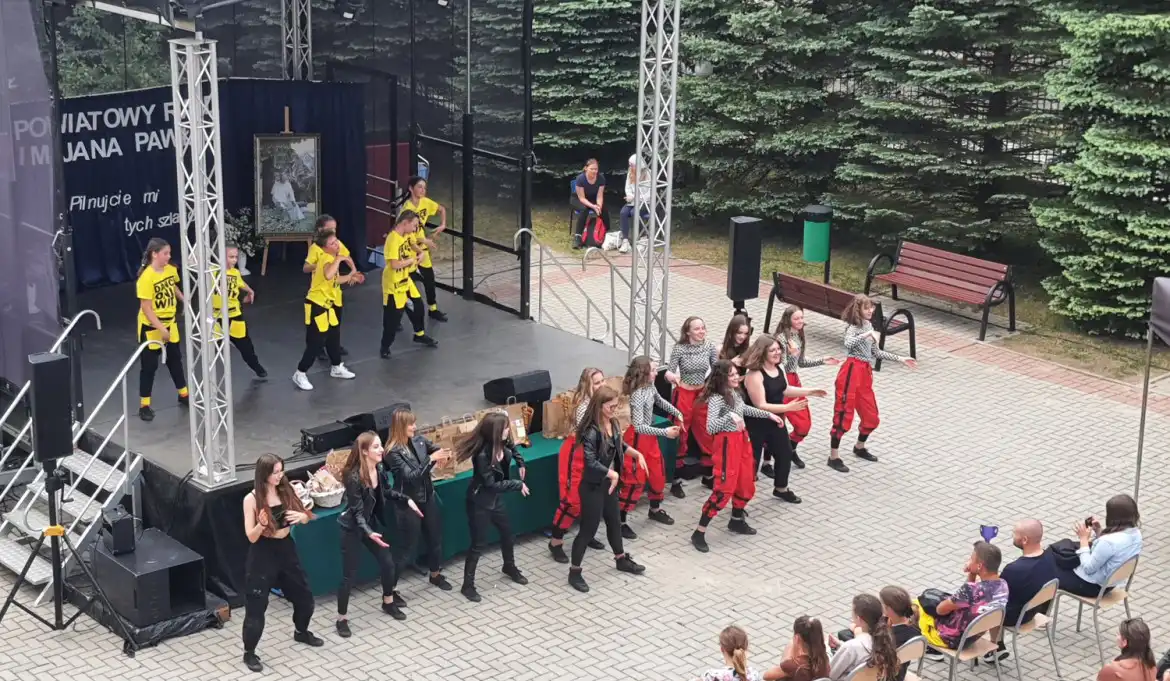 X Jubileuszowy Powiatowy Rajd im. Jana Pawła II "Pilnujcie mi tych szlaków"