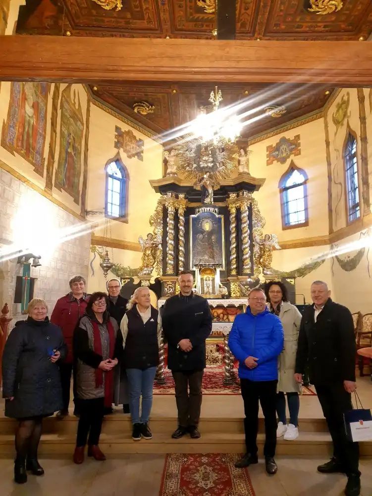 Radni wizytowali zabytki wyremontowane z dotacji przekazanej przez władze Powiatu