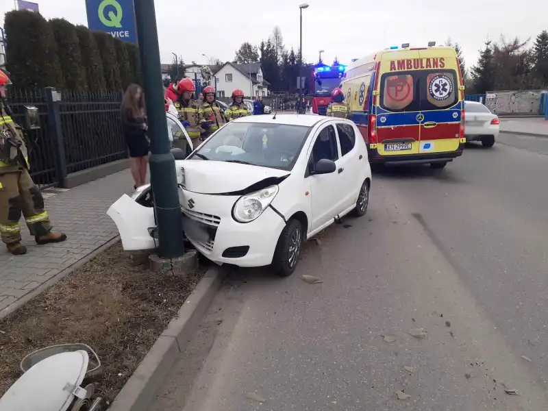 Wypadek na ul. Nadbrzeżnej w Nowym Sączu