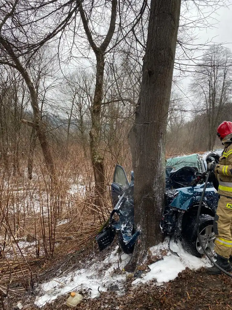 Śmiertelny wypadek w Zubrzyku. Nie żyje 28-letni mężczyzna