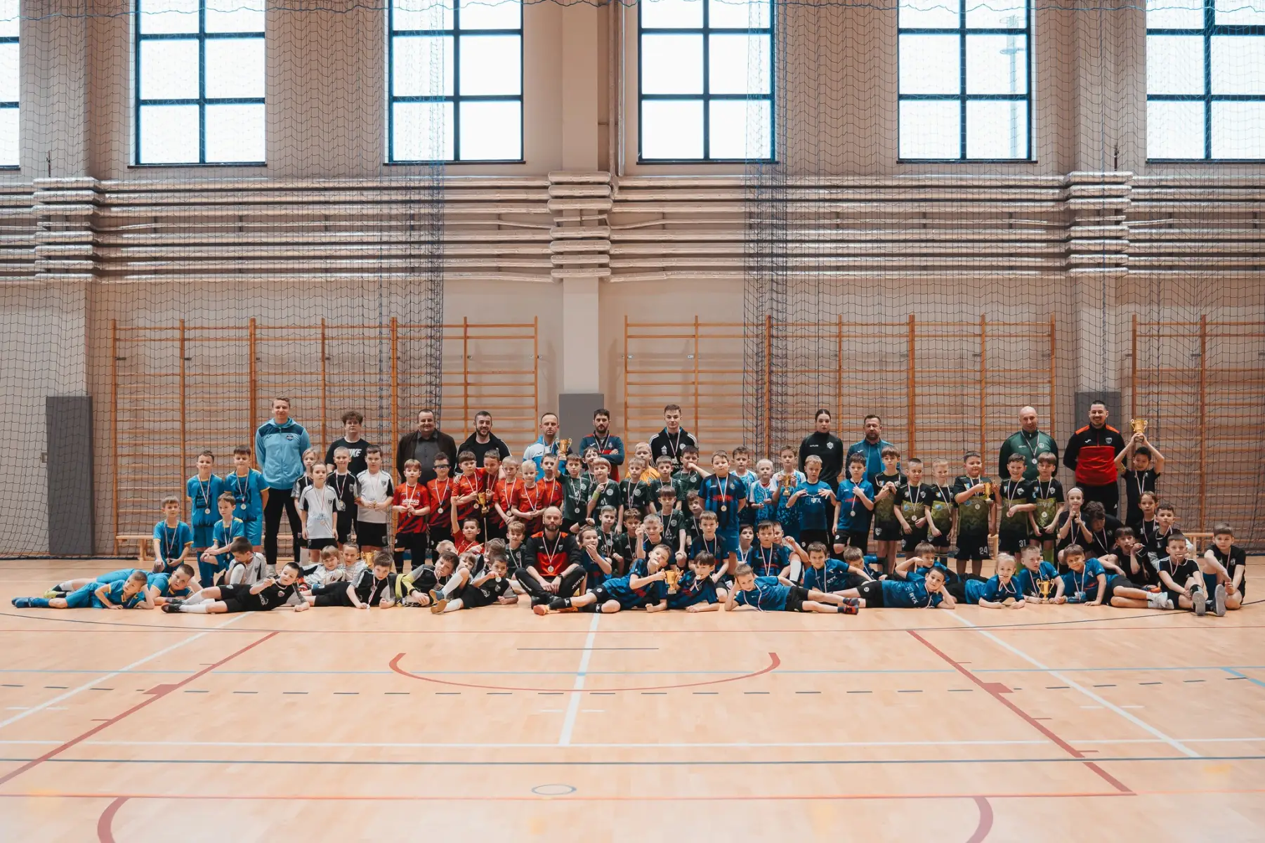 Hala w Kamionce Wielkiej pełna sportowych emocji - Ferie Cup 2026