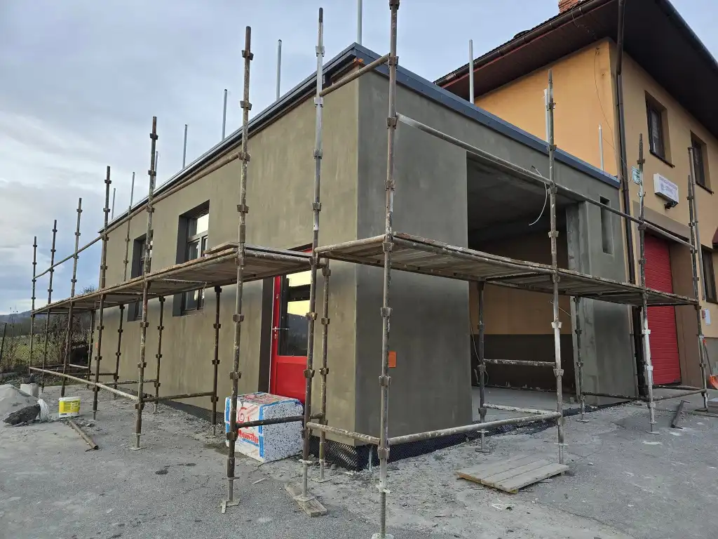 Kolejny etap rozbudowy remizy OSP Stronie zakończony