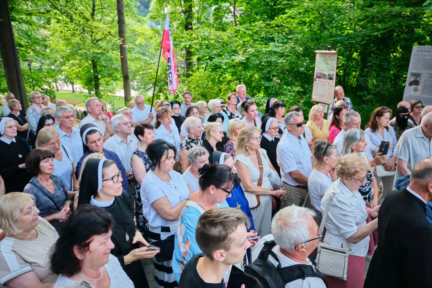 W Krynicy-Zdroju odsłonięto pomnik arcybiskupa Antoniego Baraniaka