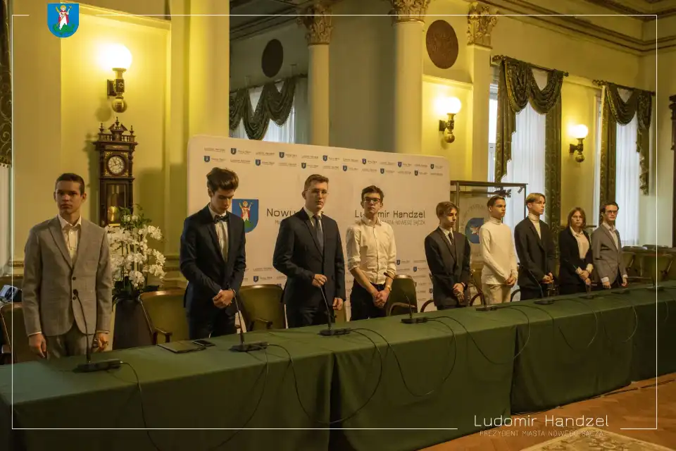 Nowy Sącz: Za nami inauguracyjna sesja IV kadencji Młodzieżowej Rady Miasta