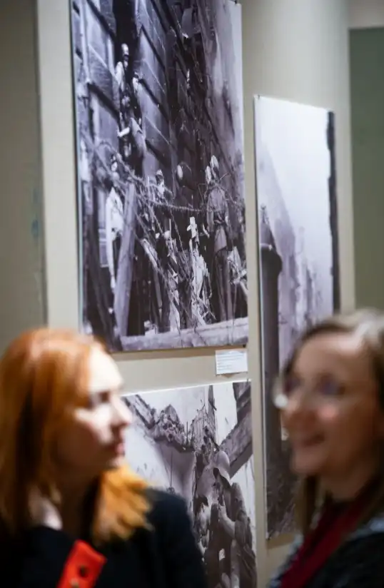 Walka, cierpienie, pamięć. Powstanie warszawskie w sztuce współczesnej