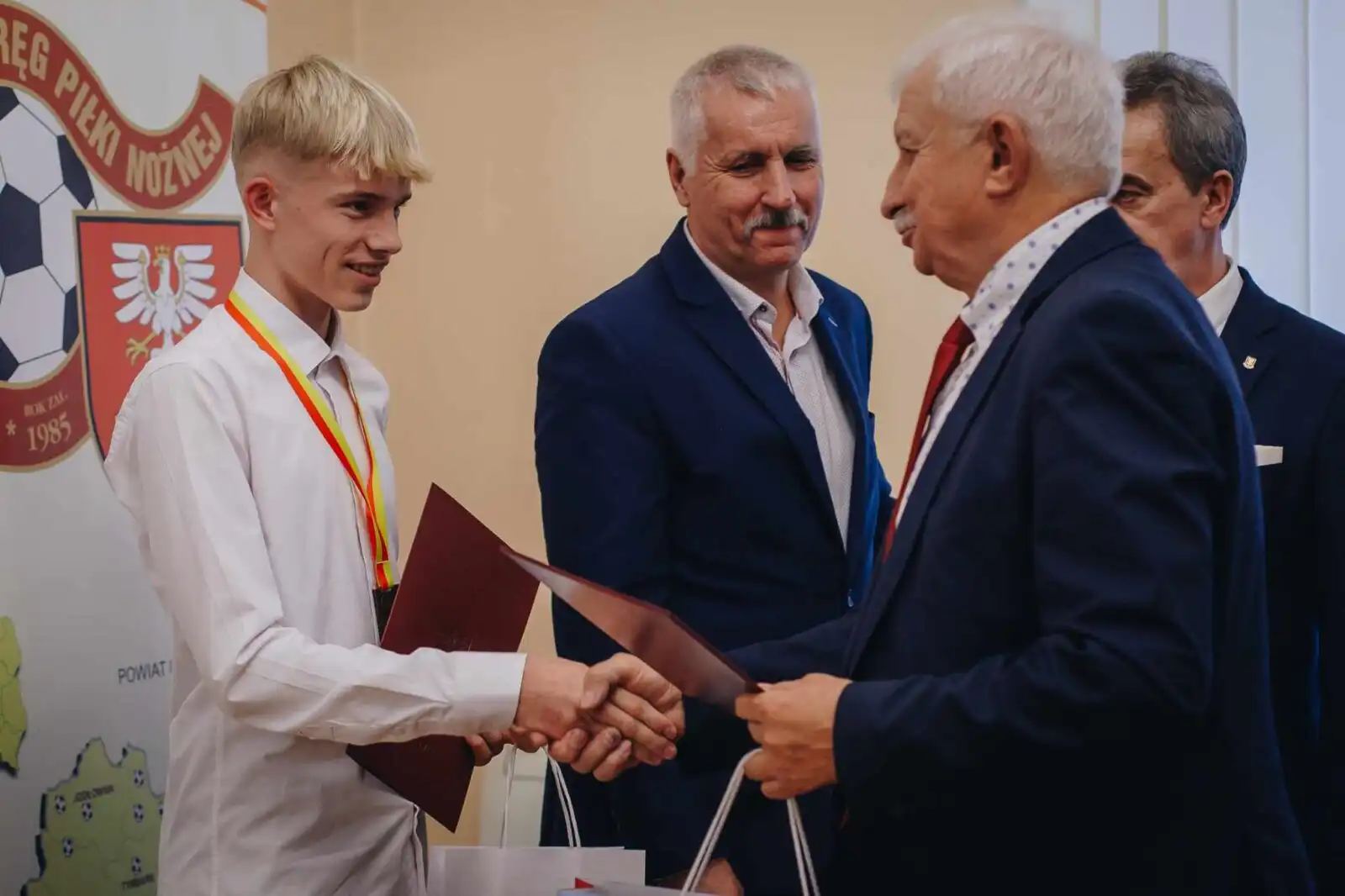 Plebiscyt wyłonił najlepszych piłkarzy, trenerów i drużynę roku Ziemi Limanowskiej