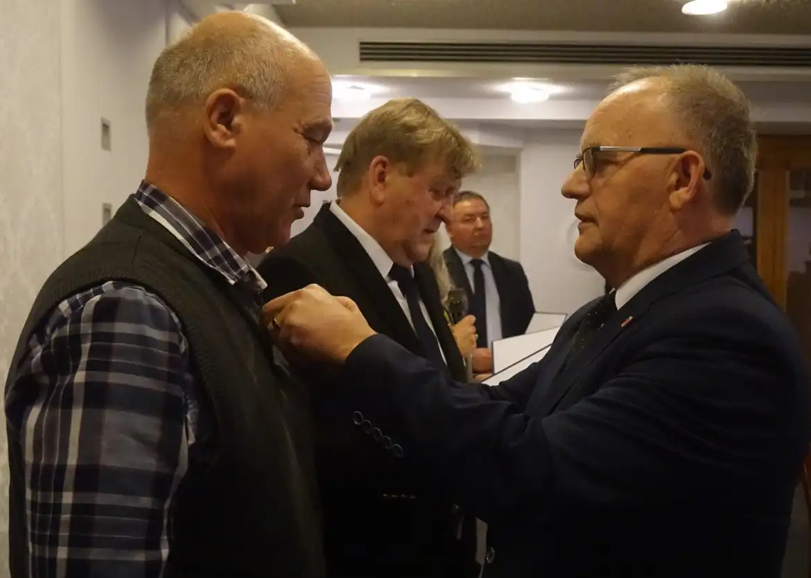 Jubileusz NIT. Złote i Srebrne Jabłka dla liderów Sądecczyzny