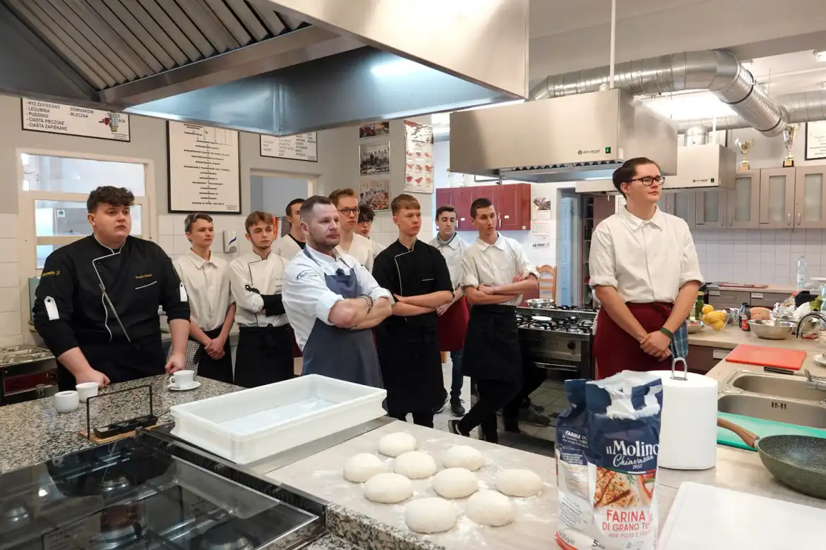 Włoska uczta w ZSP w Nawojowej