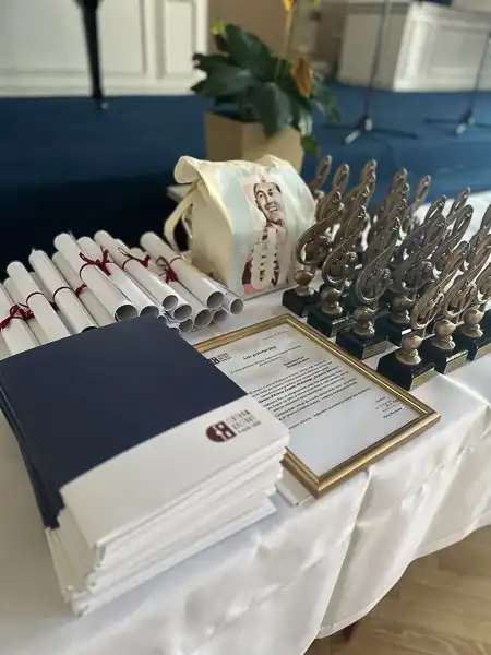 Dwudziestolecie Zespołu Wokalnego "Kryniccy Seniorzy". Jubileusz pełen wzruszeń i nagród