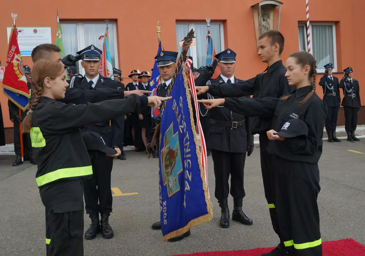 Dodatkowy sprzęt ratowniczy dla OSP Ptaszkowa