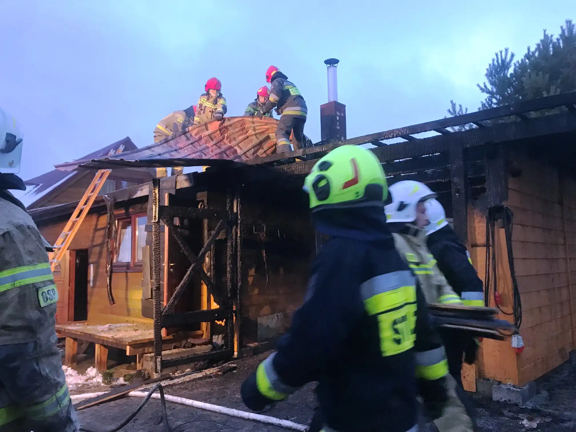 Pożar w Binczarowej. Płonął drewniany budynek