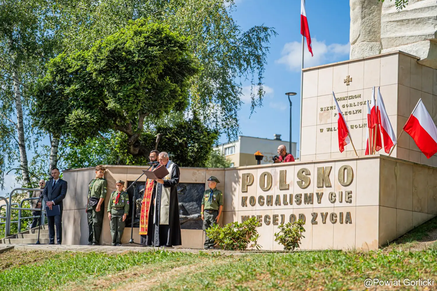 Hołd dla ofiar II wojny światowej. Gorliczanie spotkali się pod pomnikiem