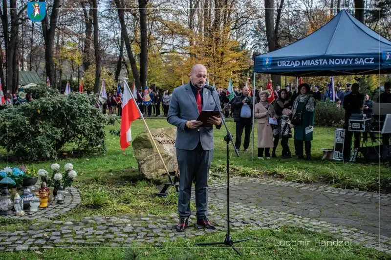 104. rocznica odzyskania niepodległości przez Polskę. Uroczystości w Nowym Sączu