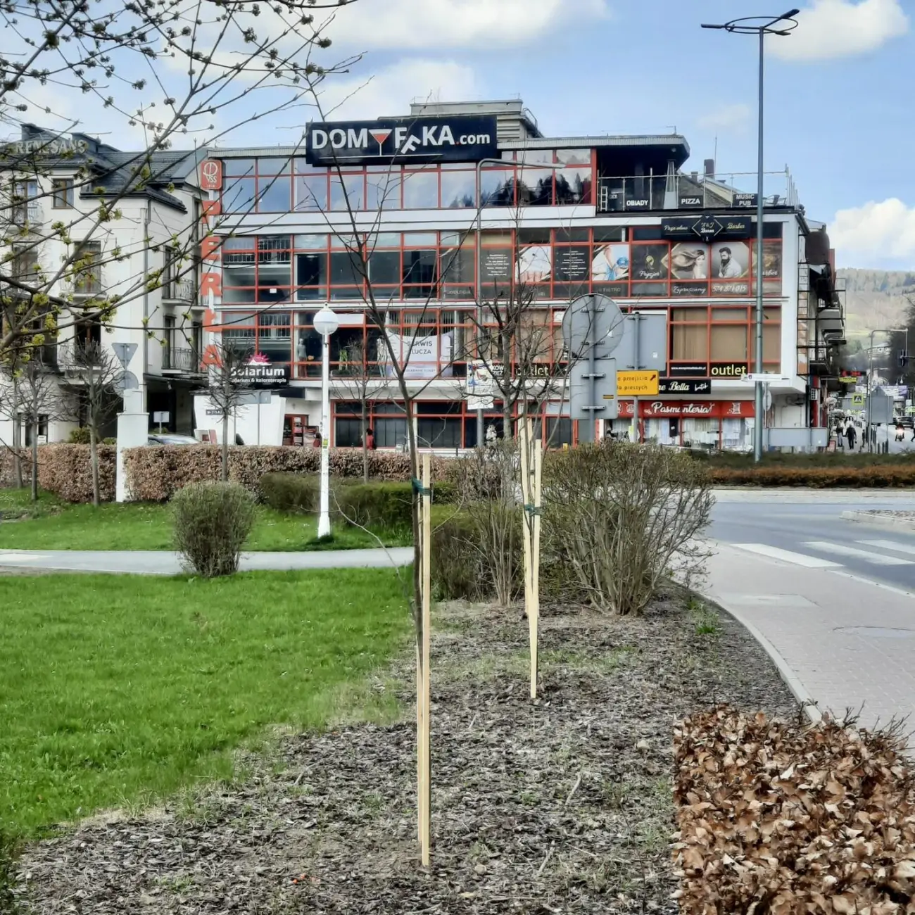 Parki, chodniki i inwestycje. Wiosenne prace w uzdrowisku