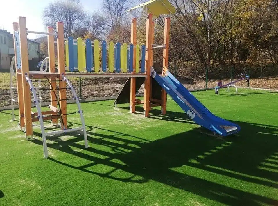 Gmina Łącko ma dwa nowe place zabaw