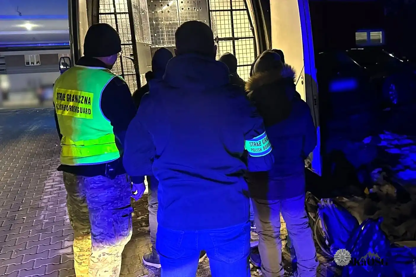 Nielegalna praca w budowlance. Straż Graniczna zatrzymała grupę cudzoziemców w Gorlicach