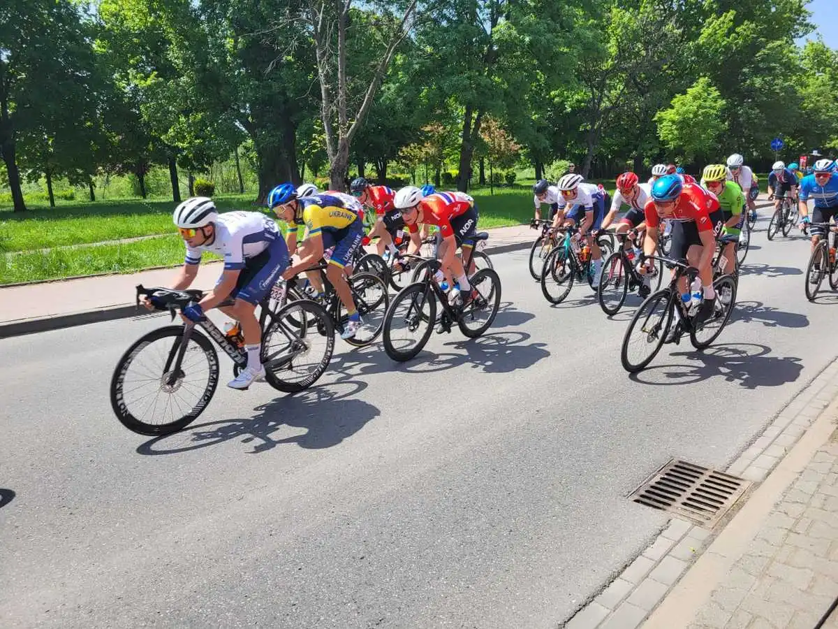 Sądeccy Policjanci zabezpieczali Orlen Wyścig Narodów