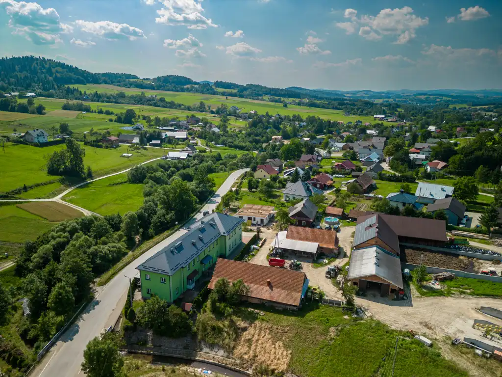Postępuje budowa nowej szkoły podstawowej w Gródku