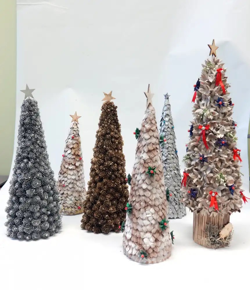 ZAZ w Nawojowej: Niepełnosprawni tworzą świąteczne dekoracje – przyjdź i kup